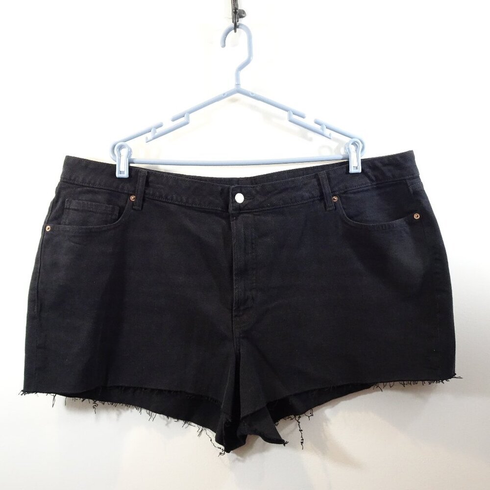 Old Navy High Rise OG Straight Black 3” Shorts Size 24 Denim Raw Edge NEW